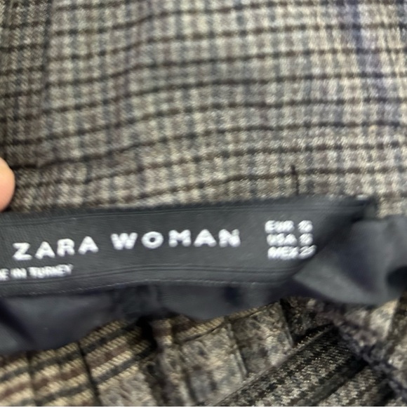 ZARA PLEATED PLAID SKIRT ELASTIC WAISTBAND IN SIZE SMALL - Picture 7 of 9